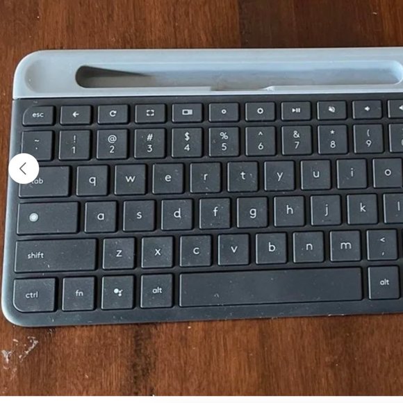 NWOT Logitech Bluetooth Keyboard - Picture 1 of 4